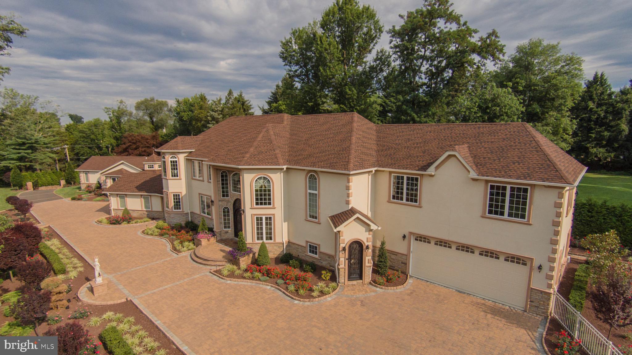 WASHINGTON CROSSING - Residential