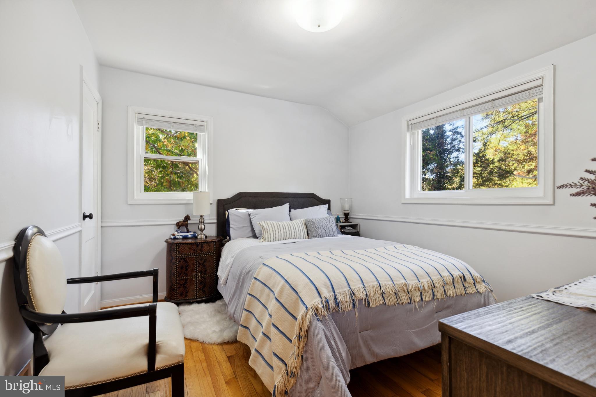 DONNA LEE GARDENS - Residential