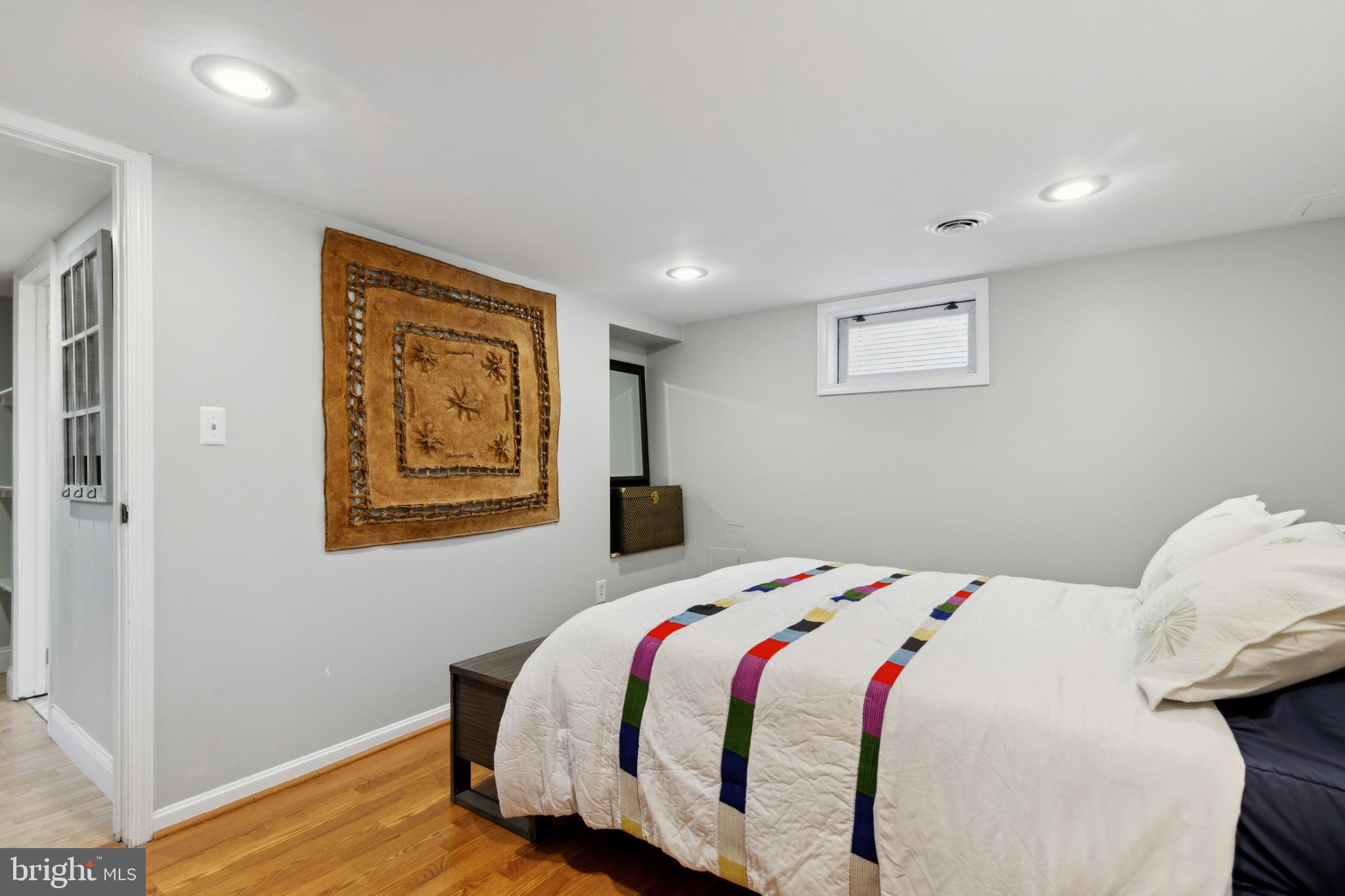 DONNA LEE GARDENS - Residential