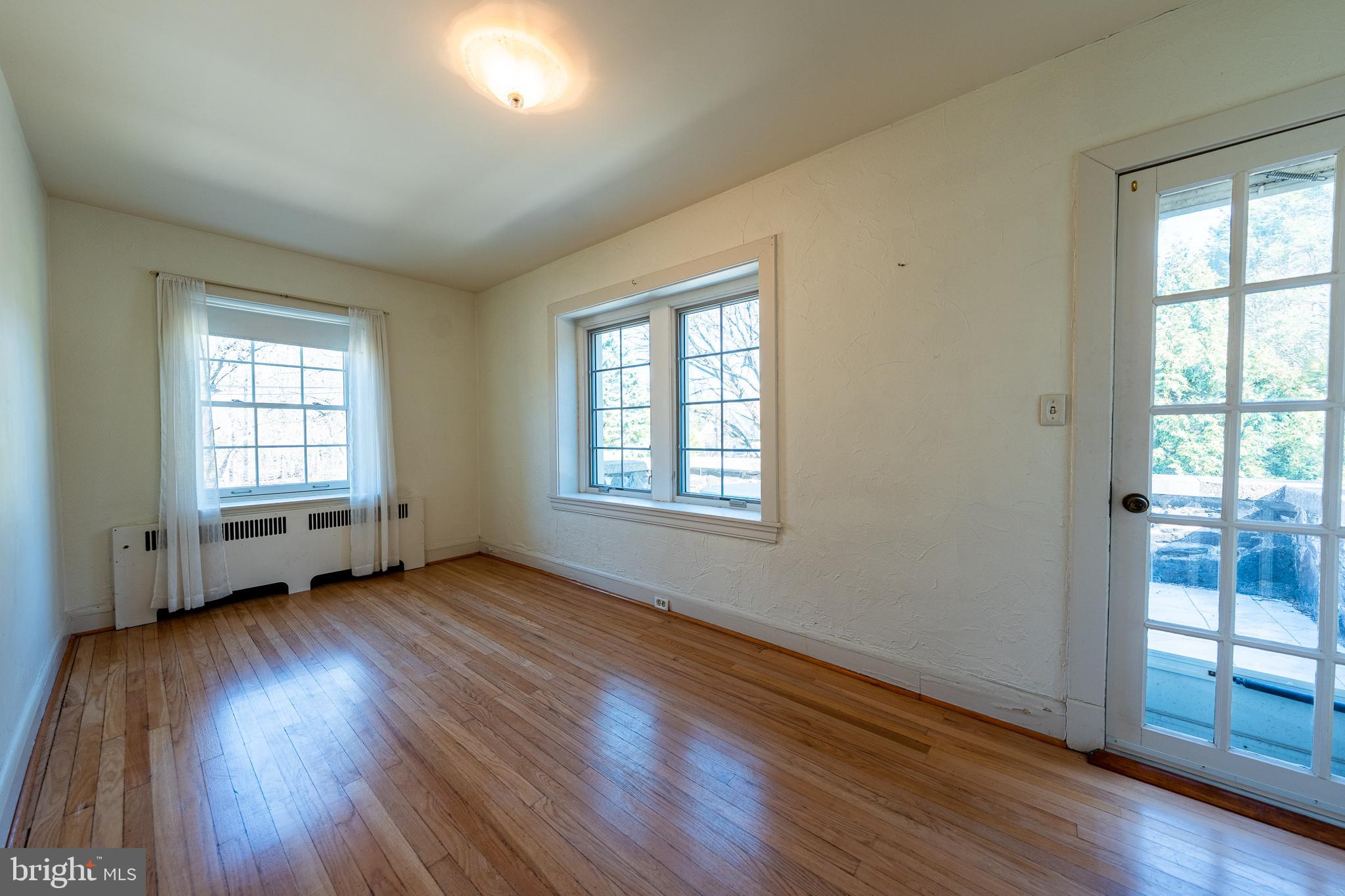 TOWSON ESTATES - Residential