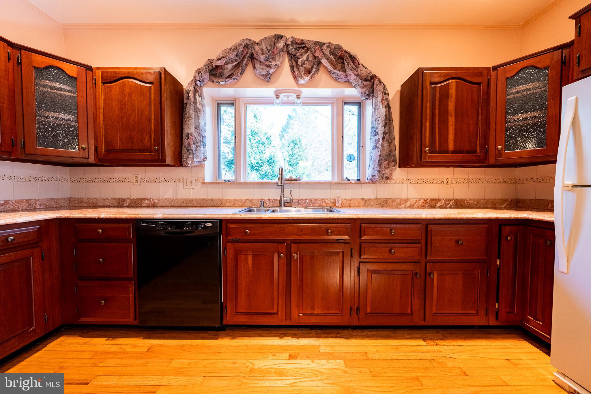 TOWSON ESTATES - Residential