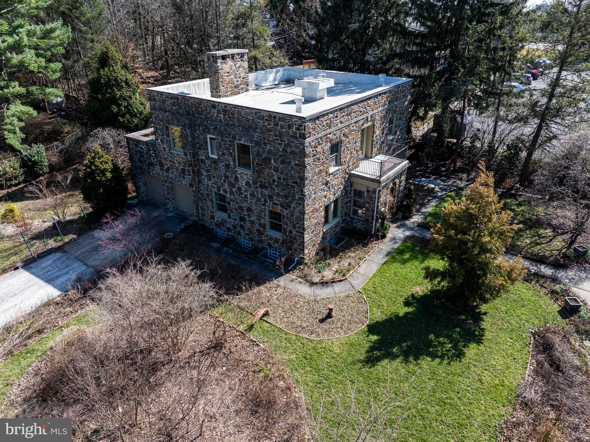 TOWSON ESTATES - Residential