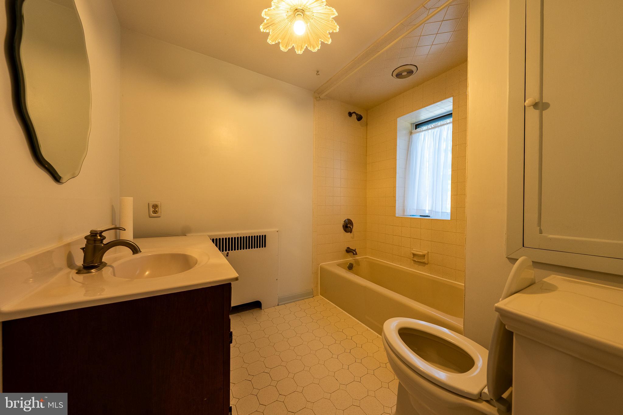 TOWSON ESTATES - Residential