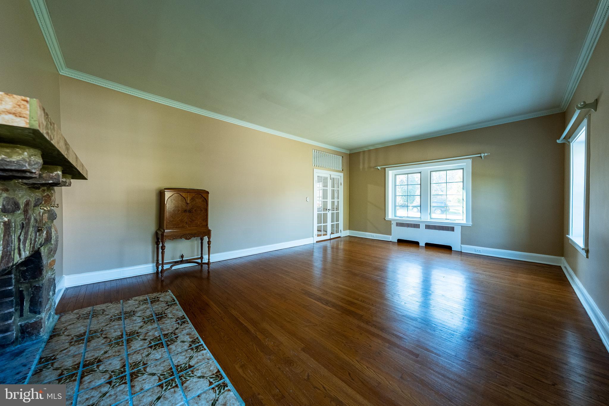 TOWSON ESTATES - Residential