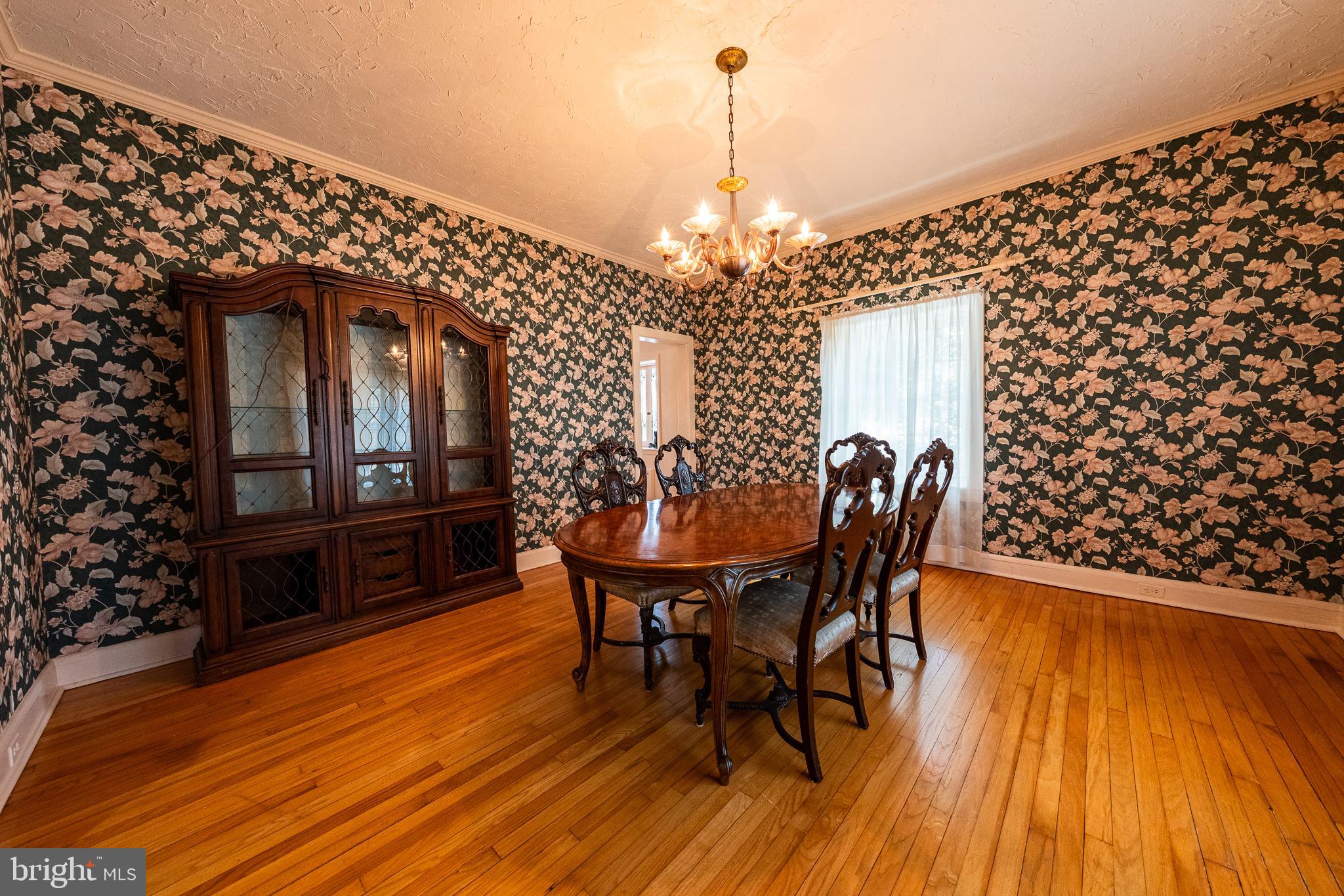 TOWSON ESTATES - Residential