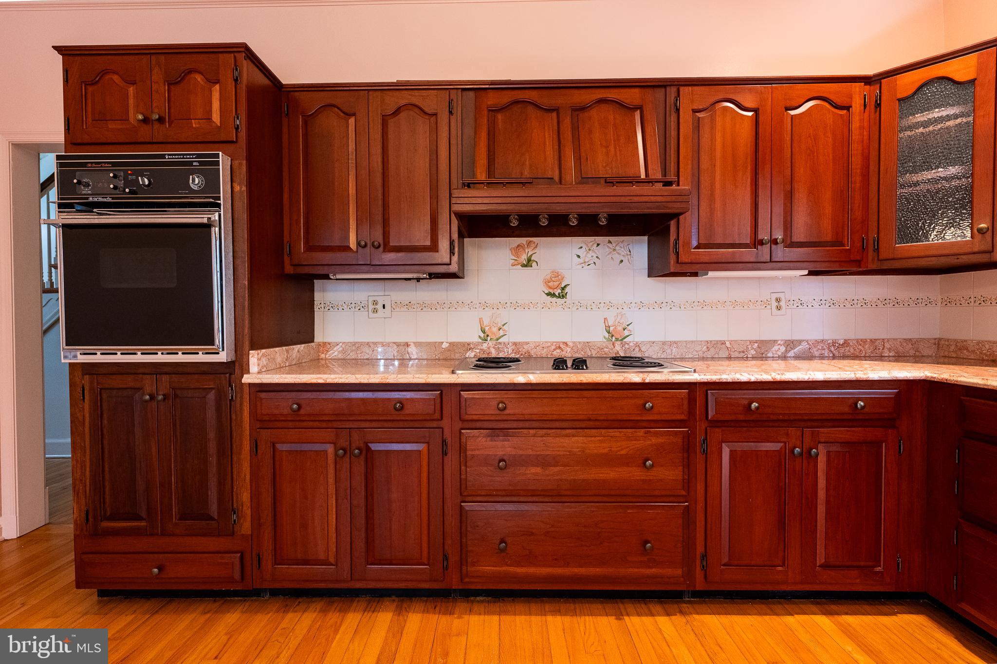 TOWSON ESTATES - Residential