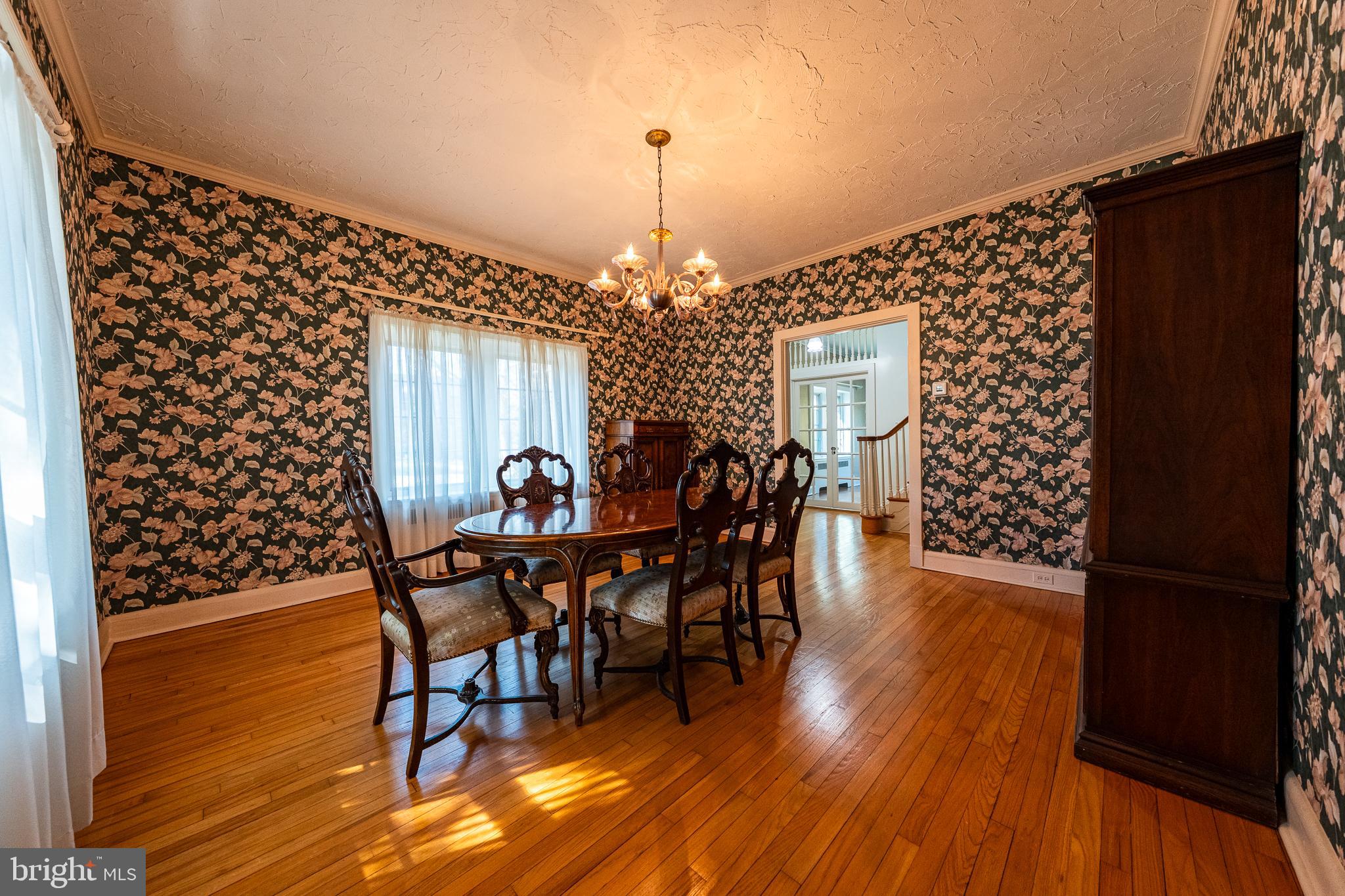 TOWSON ESTATES - Residential