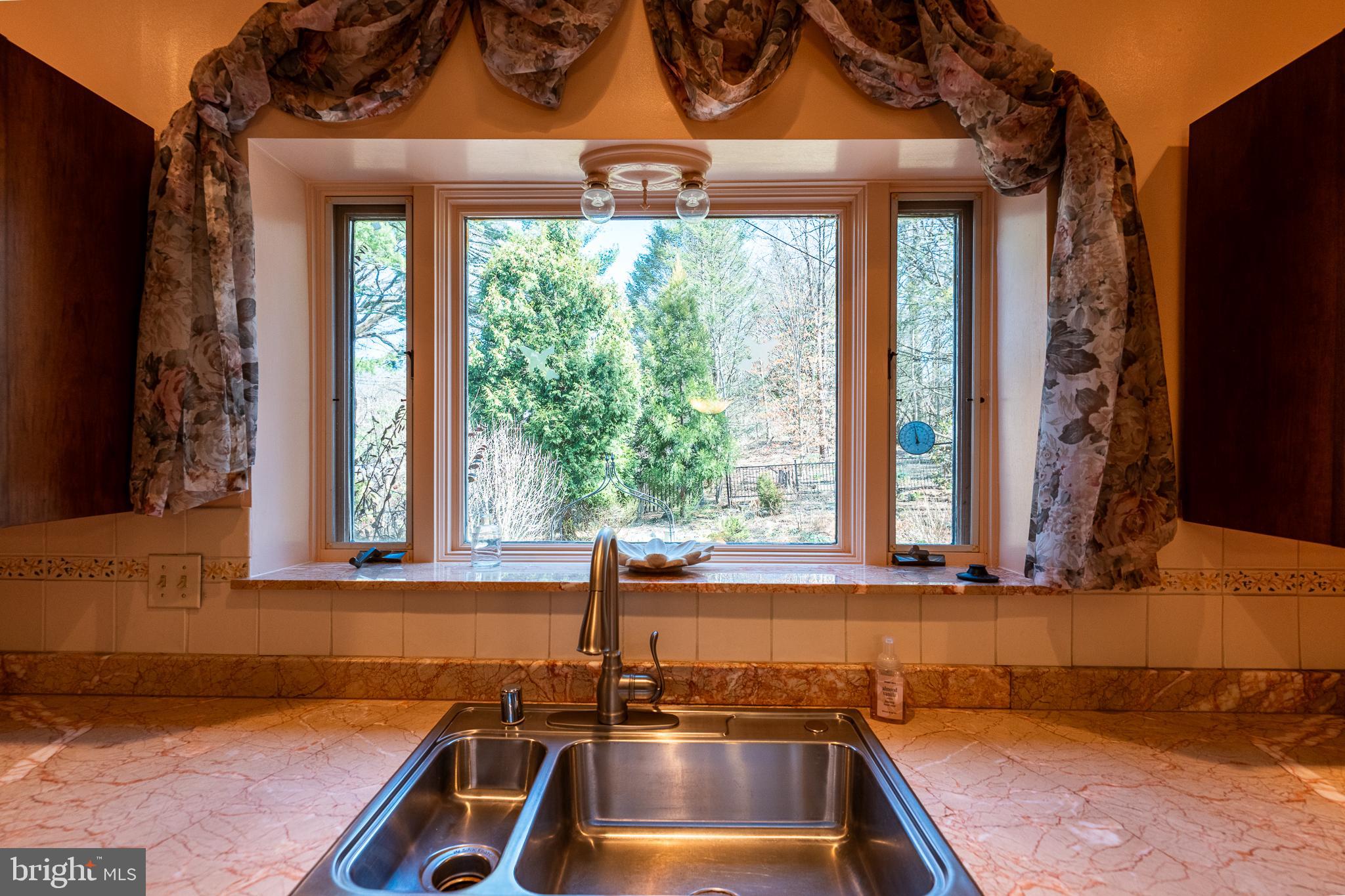 TOWSON ESTATES - Residential