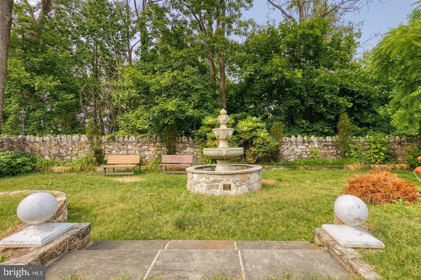 TOWSON ESTATES - Residential