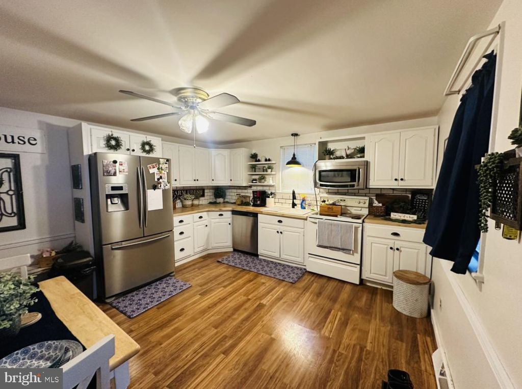 Photo of 275 N Ridge Road, Reinholds, PA 17569 (MLS # PALA2046174)