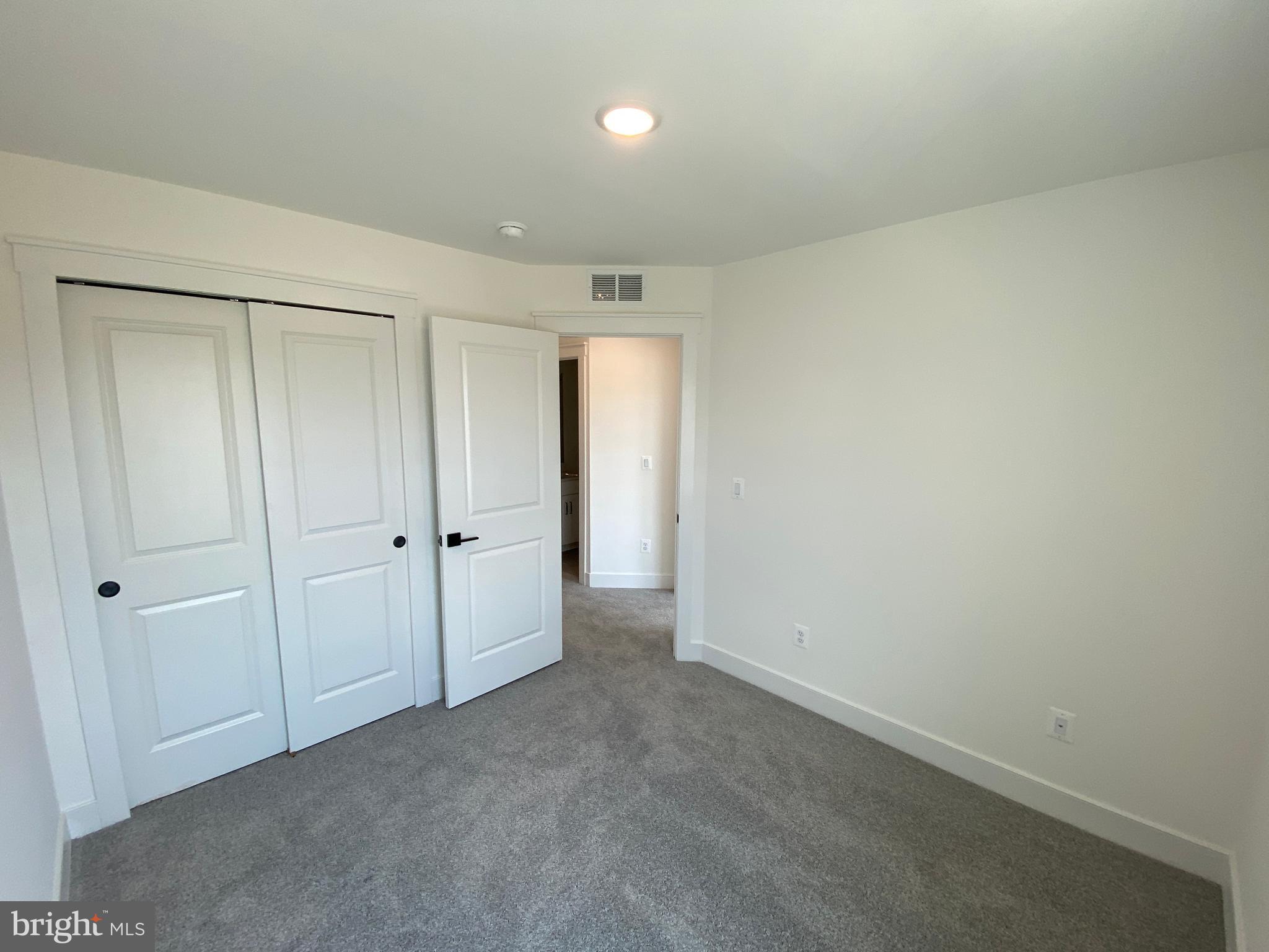 THE GROVE AT JACKSON VILLAGE - Residential Lease