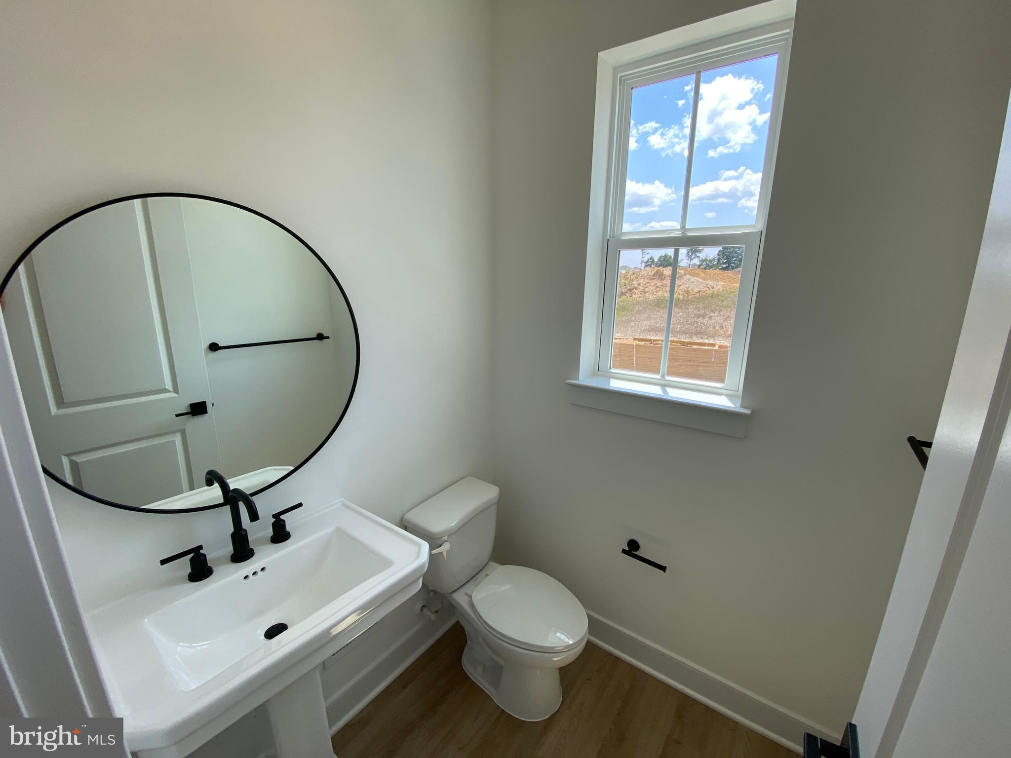 THE GROVE AT JACKSON VILLAGE - Residential Lease