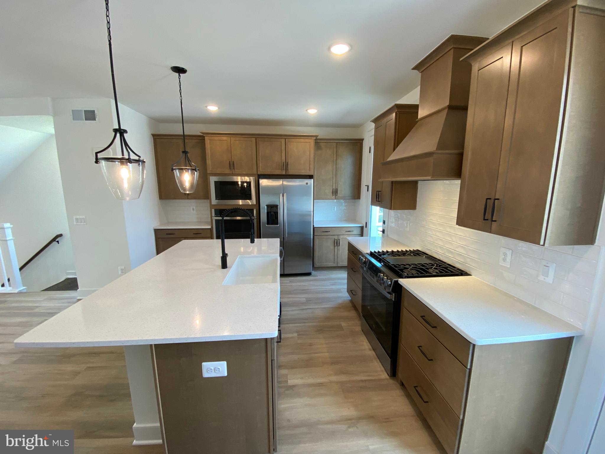 THE GROVE AT JACKSON VILLAGE - Residential Lease