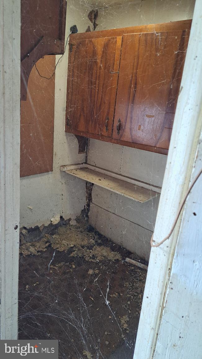 7701 BELAIR REAR GARAGE