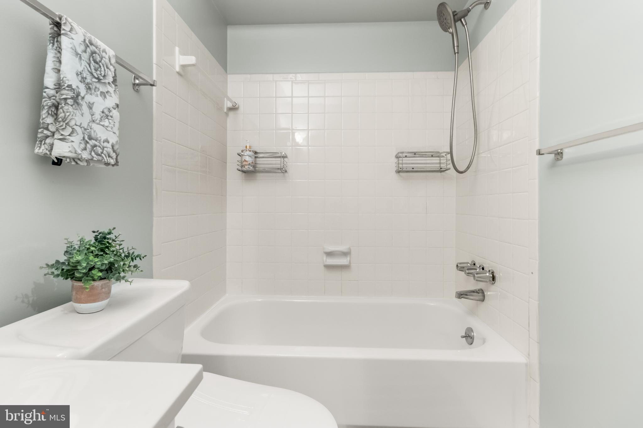 HUNGERFORD - Residential