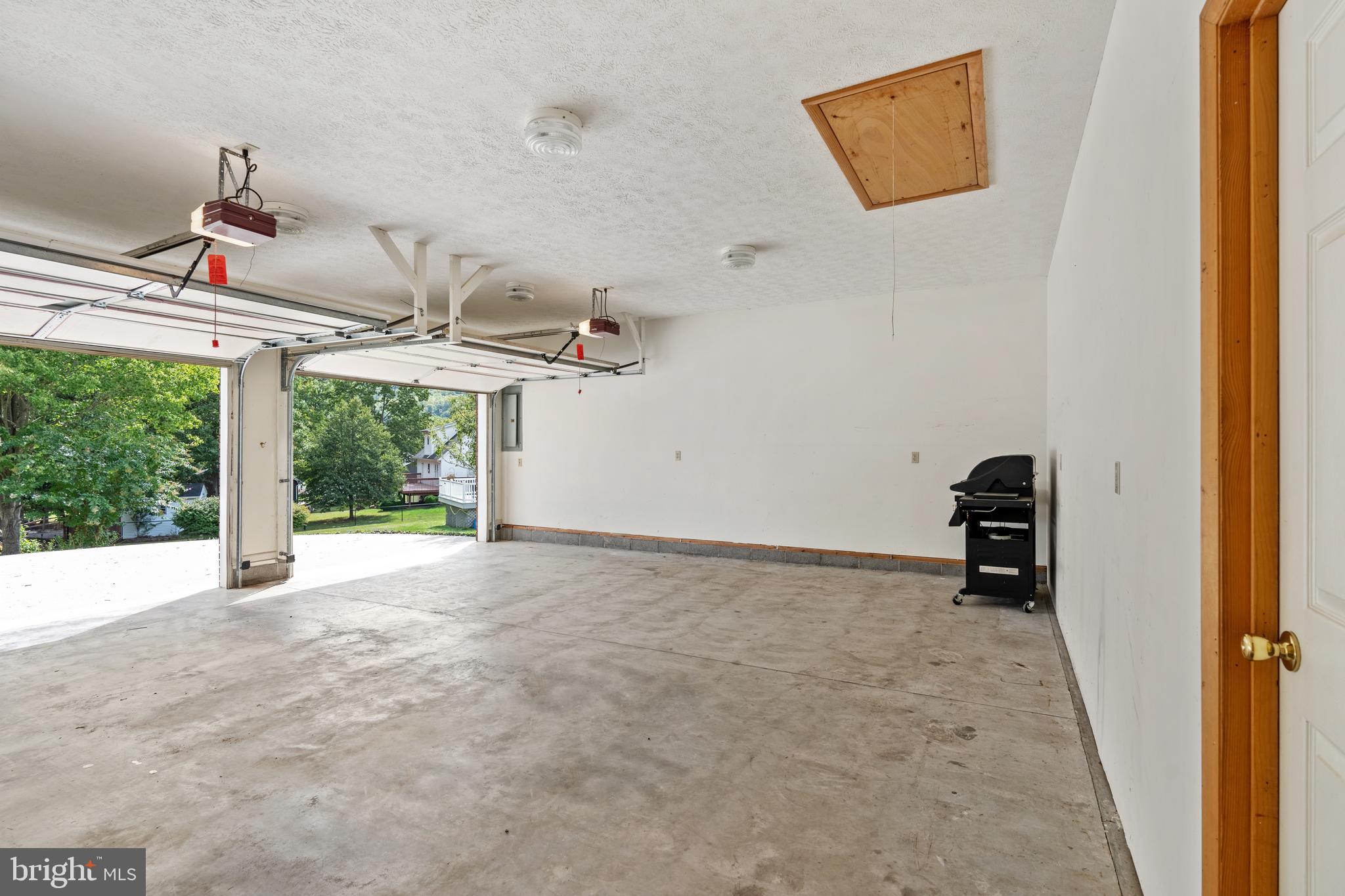 HEALY HEIGHTS - Residential