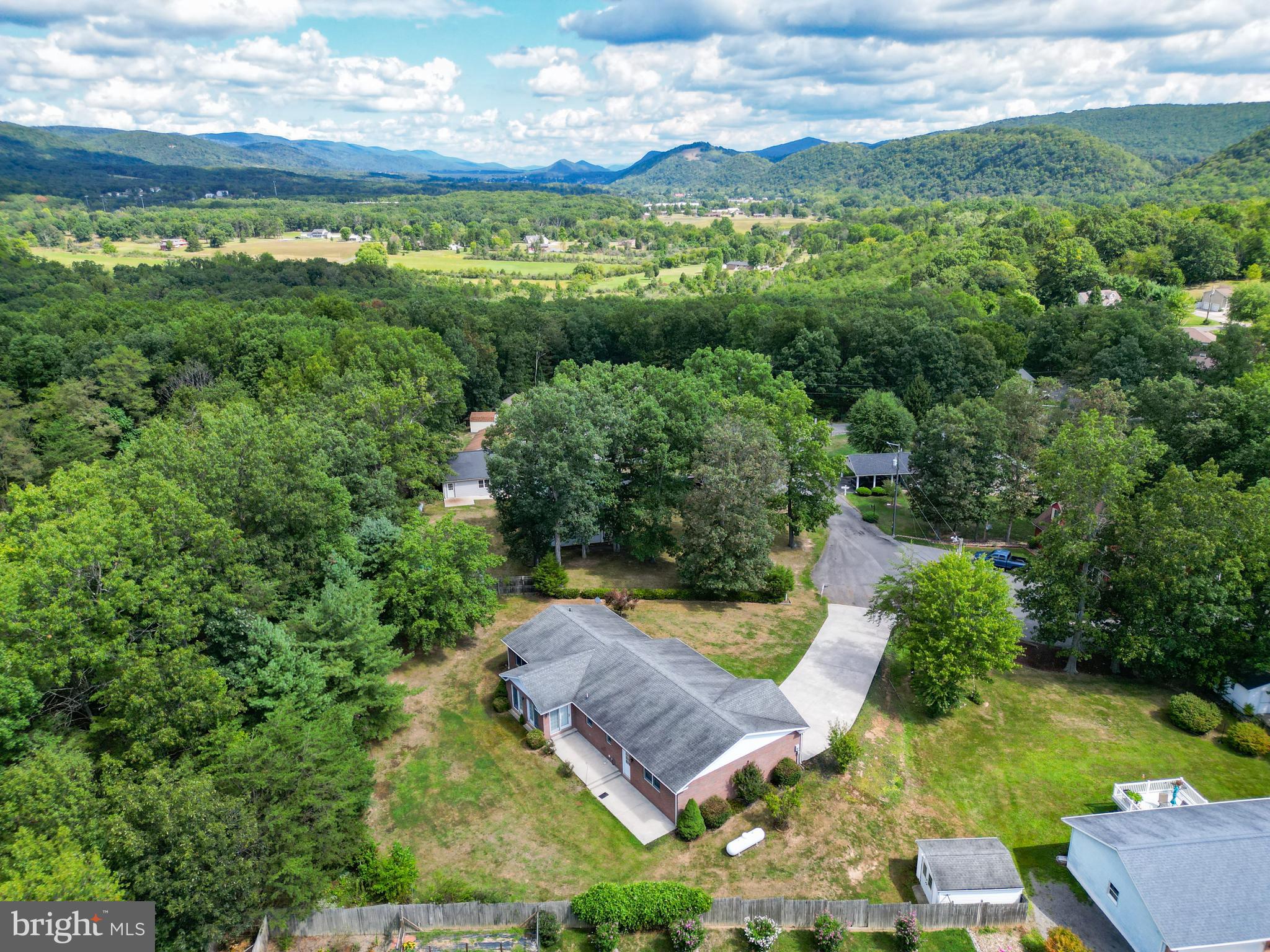 HEALY HEIGHTS - Residential