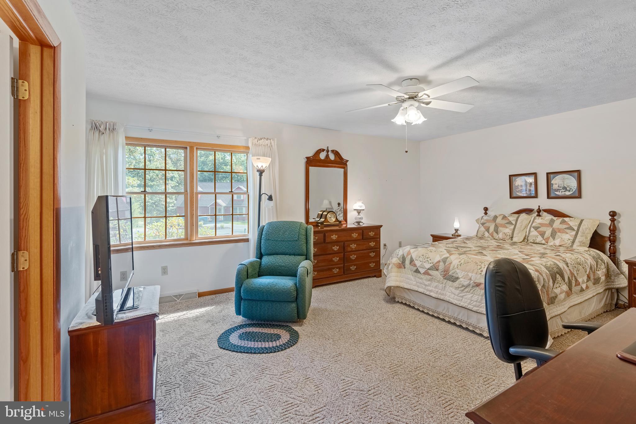 HEALY HEIGHTS - Residential