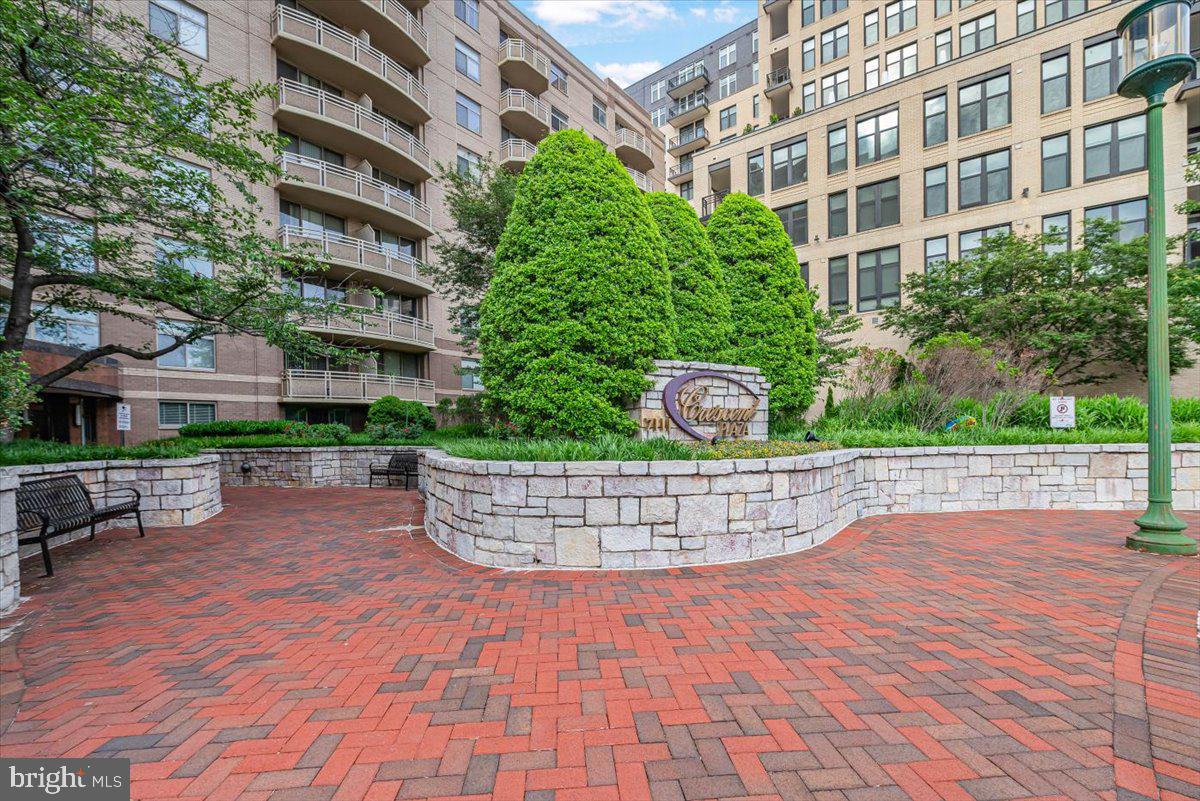 7111 WOODMONT AVENUE 308