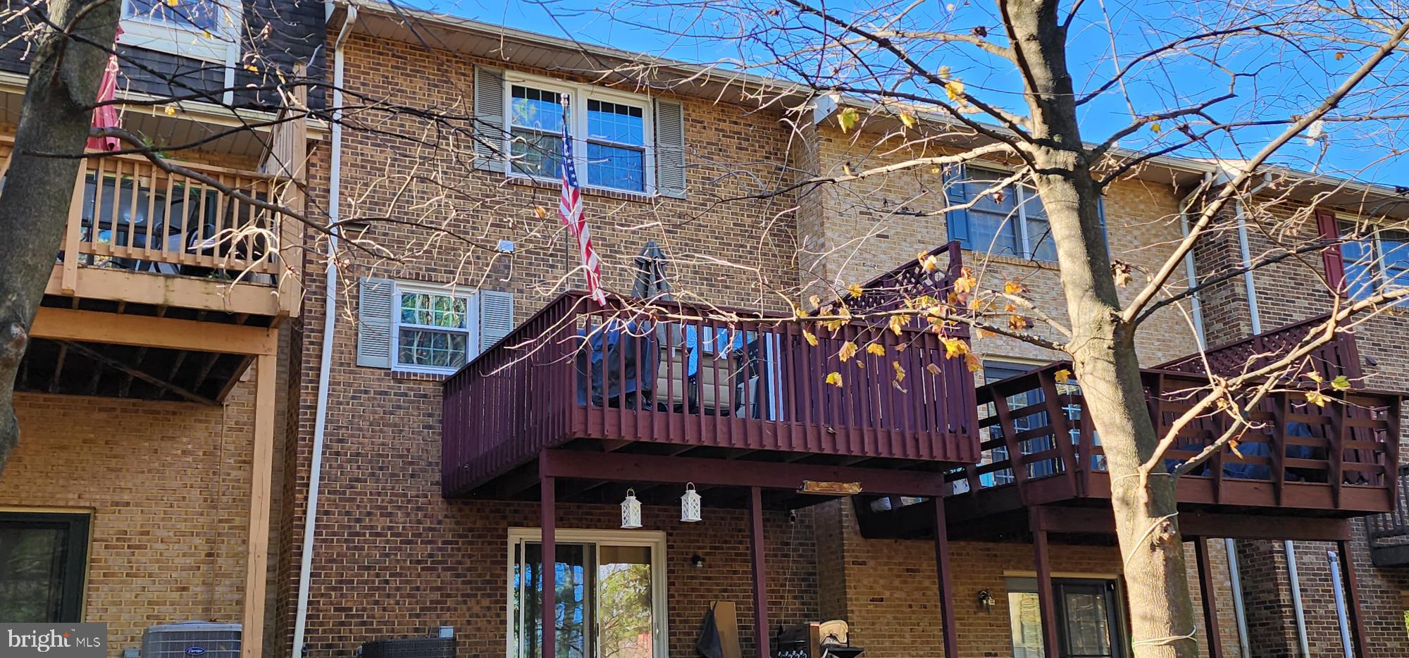 NORTH GATE TOWNE HOMES - Residential