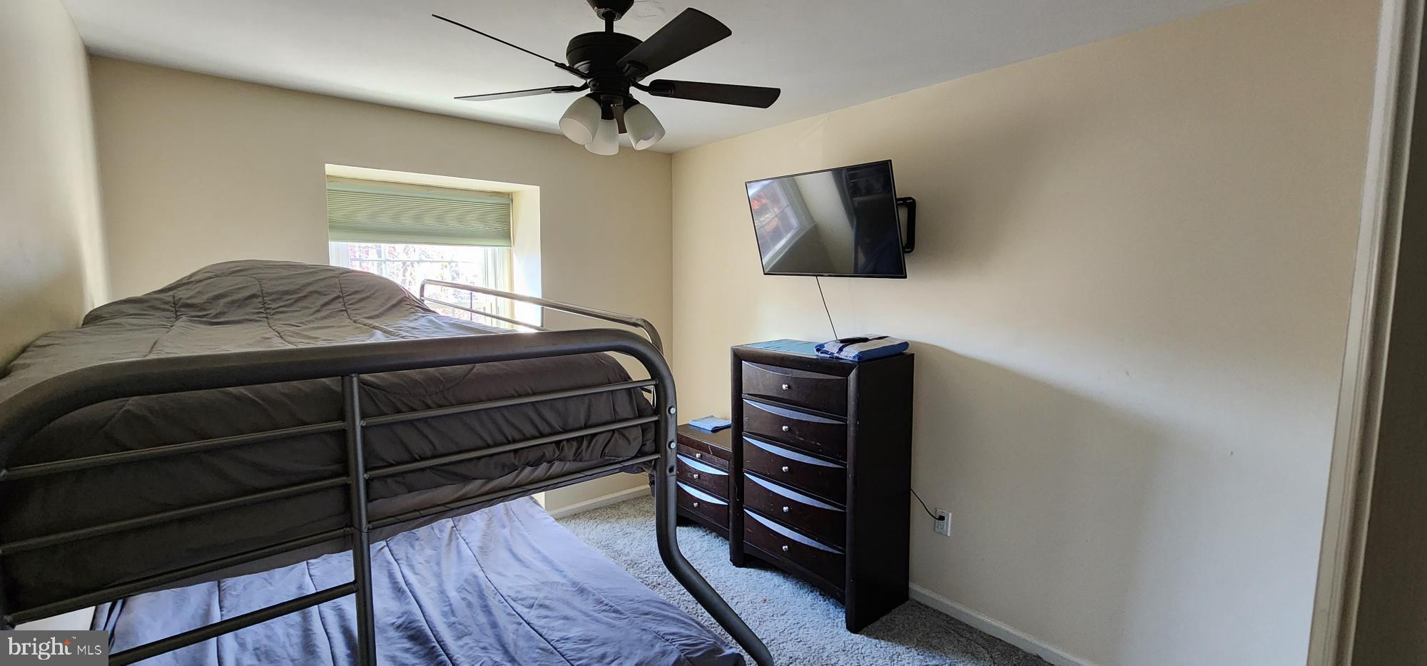 NORTH GATE TOWNE HOMES - Residential