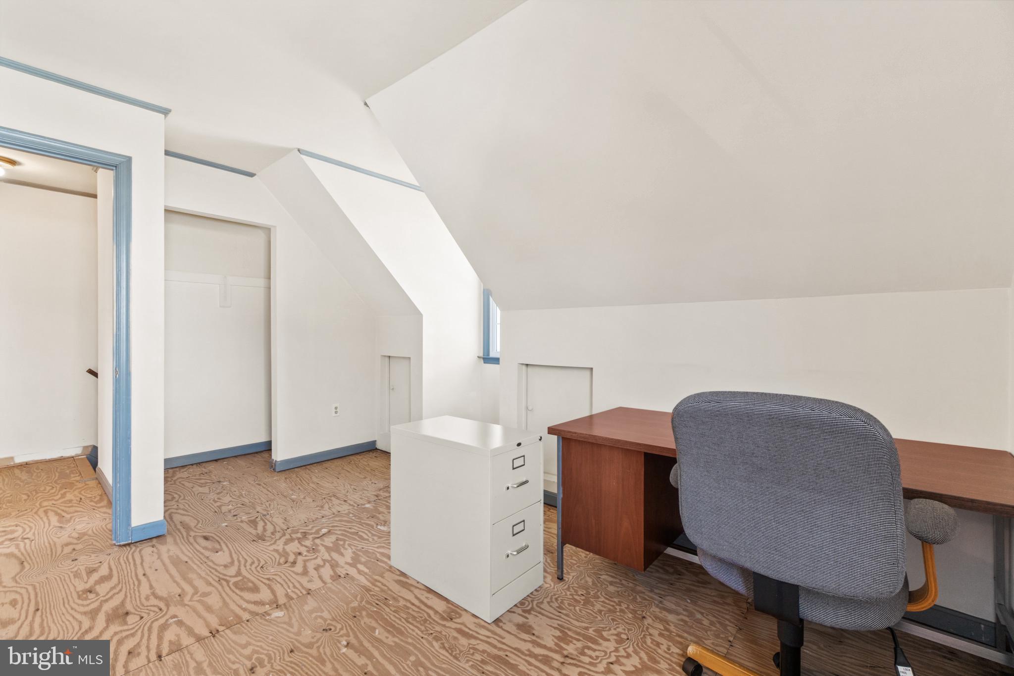 WILSHIRE - Residential