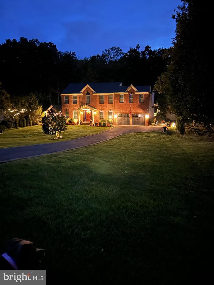 BARRINGTON OAKS - Residential