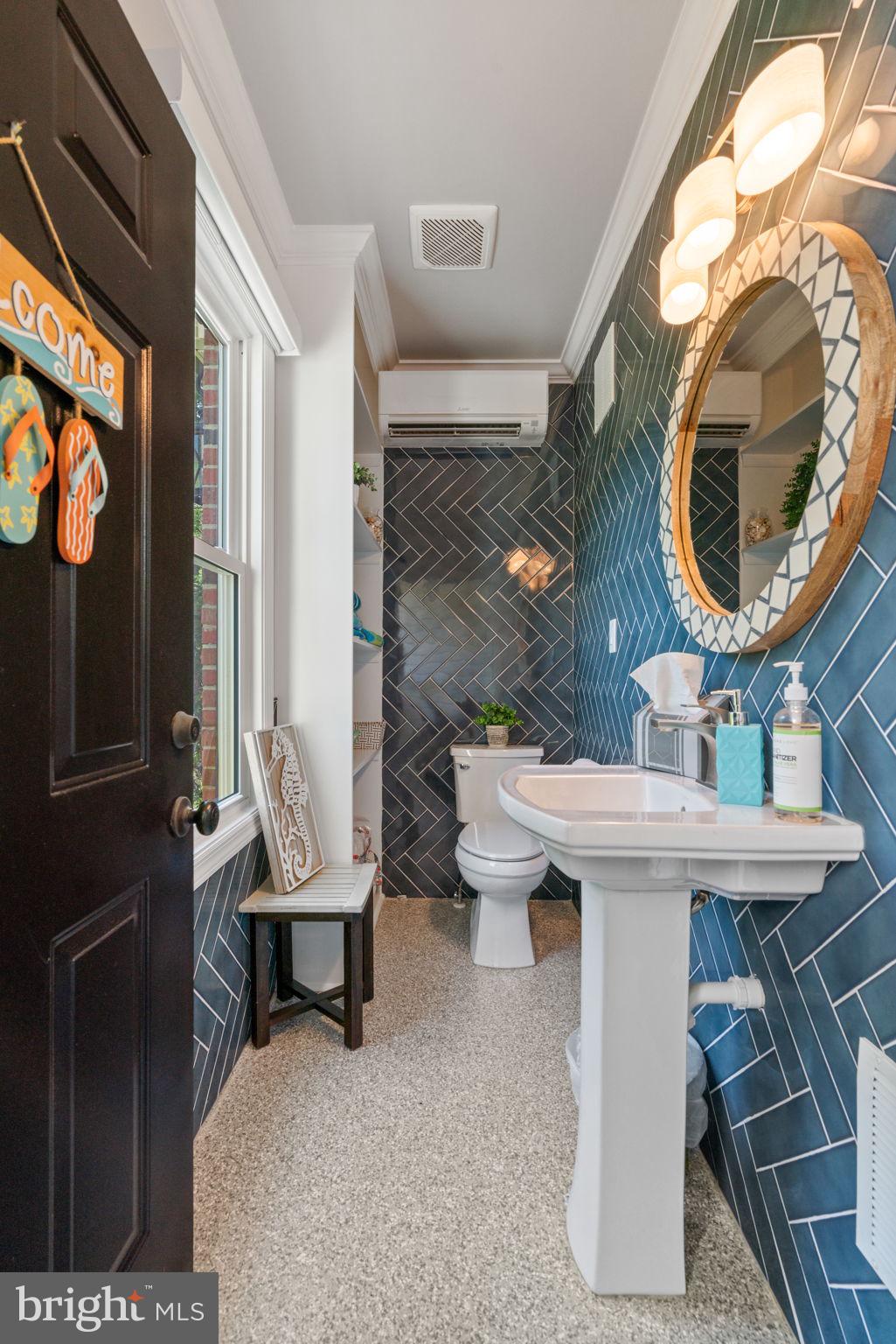 BARRINGTON OAKS - Residential