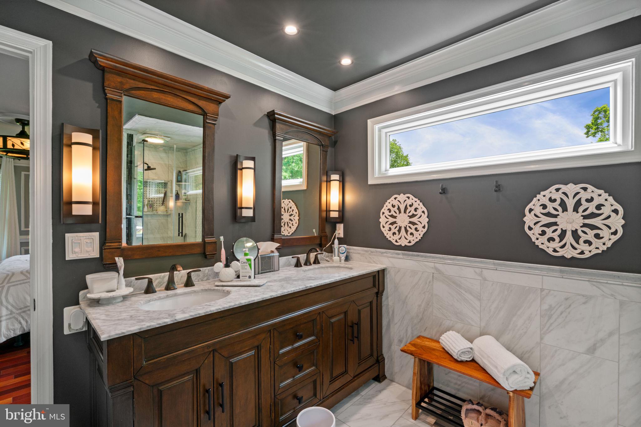 BARRINGTON OAKS - Residential