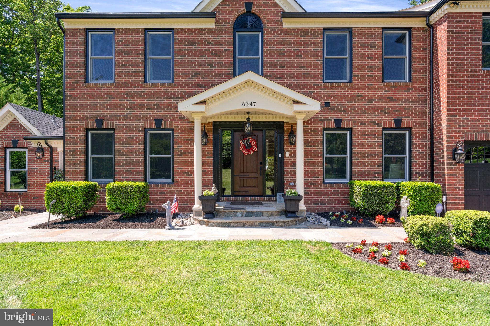 BARRINGTON OAKS - Residential