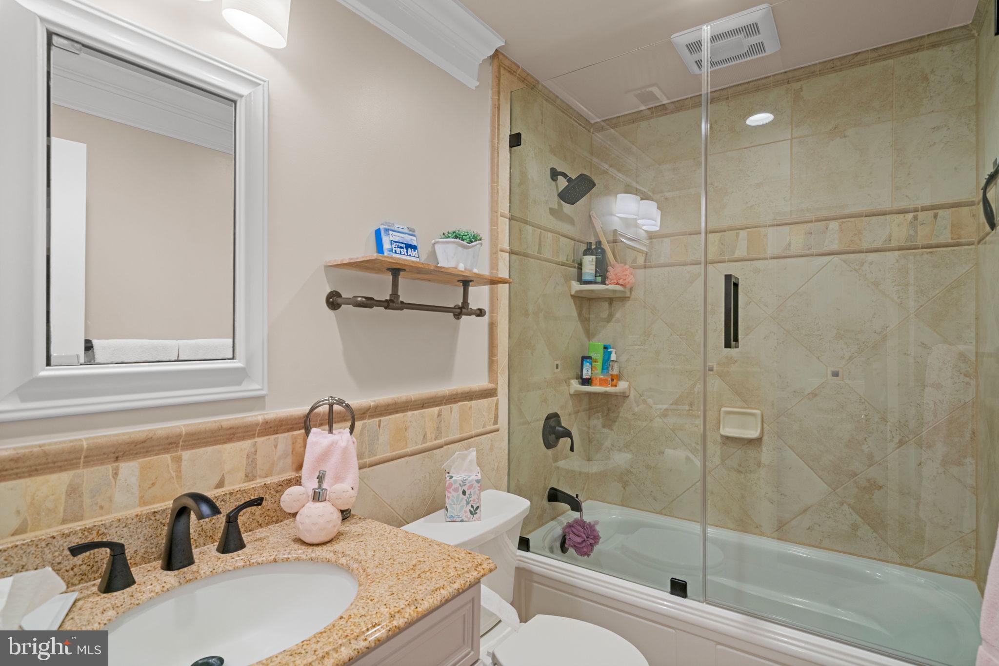 BARRINGTON OAKS - Residential