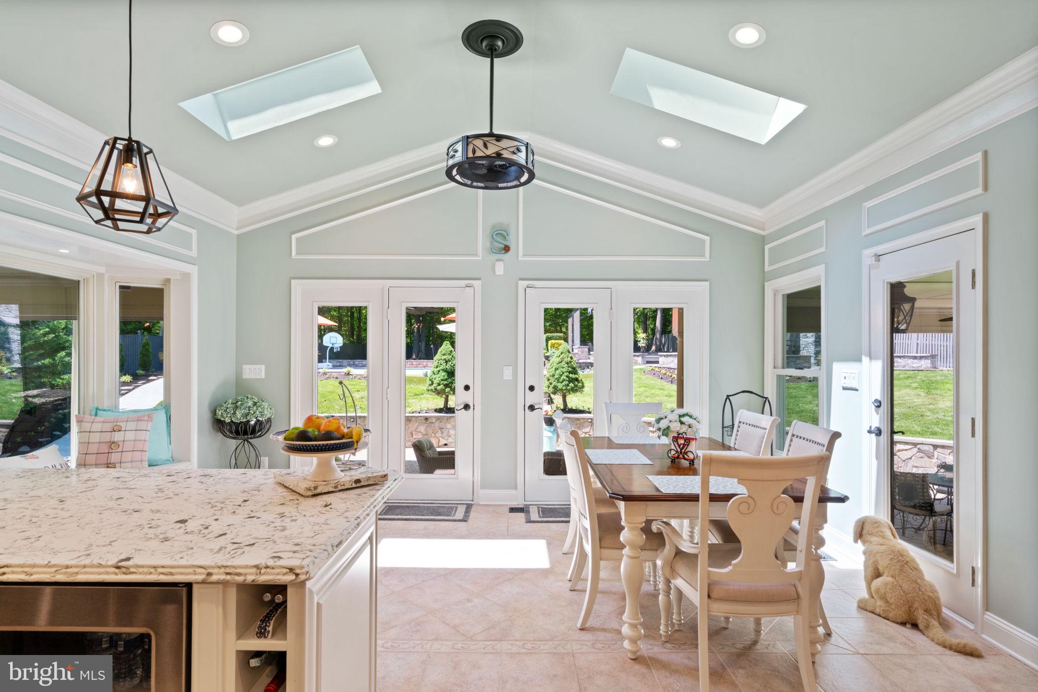 BARRINGTON OAKS - Residential