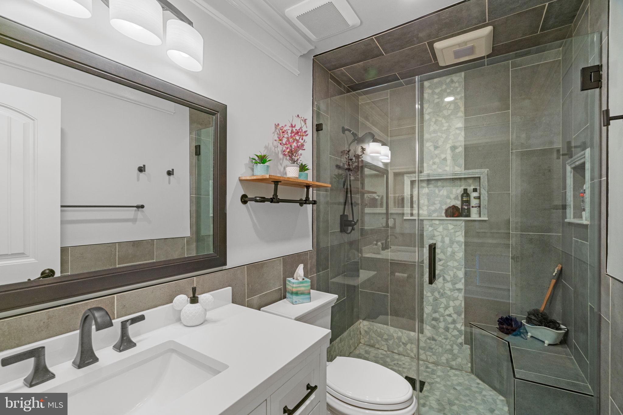 BARRINGTON OAKS - Residential