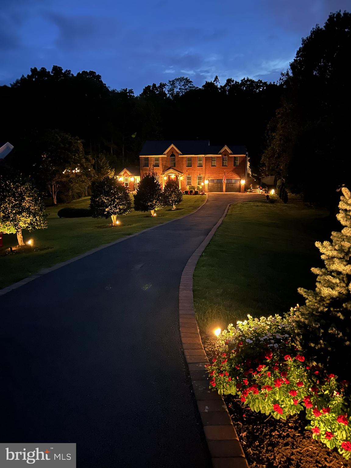 BARRINGTON OAKS - Residential