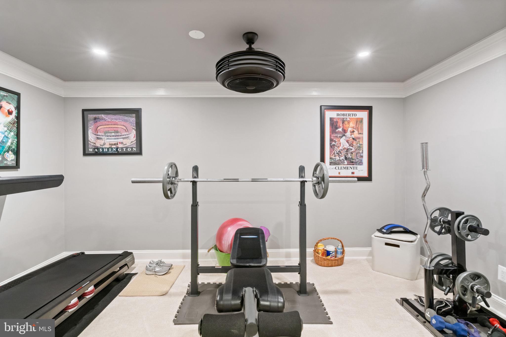 BARRINGTON OAKS - Residential