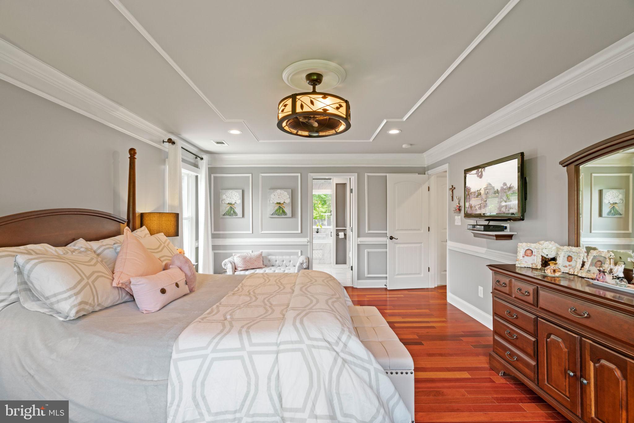 BARRINGTON OAKS - Residential