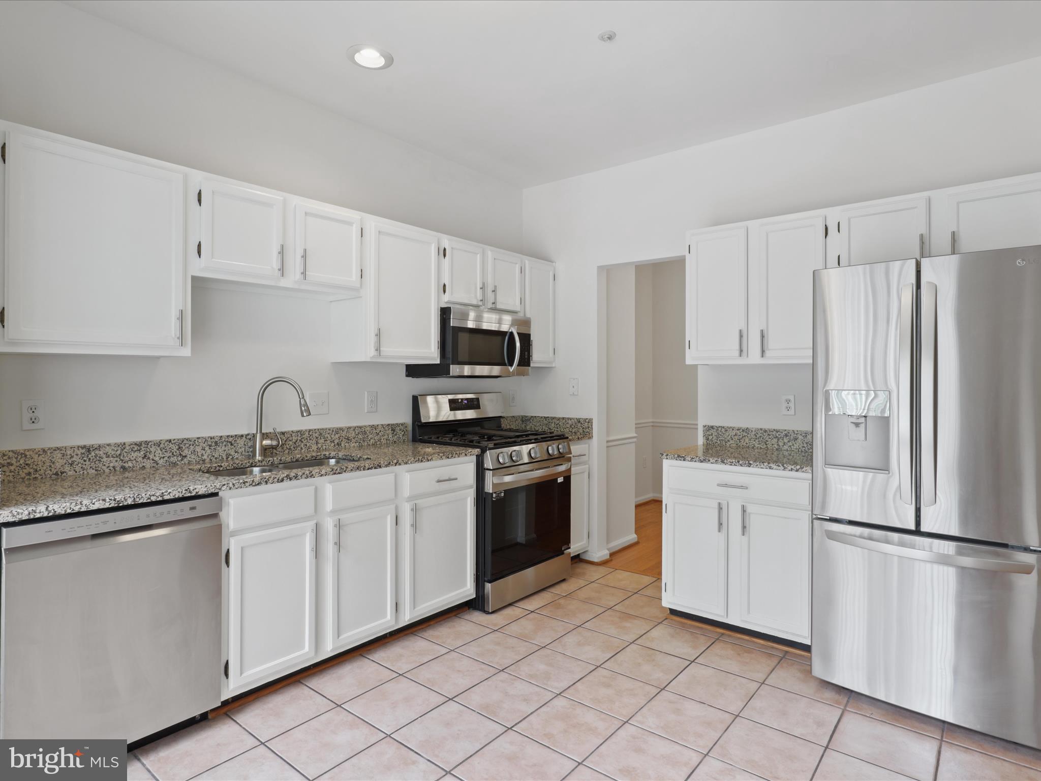 706 BRIGHT SUN DRIVE