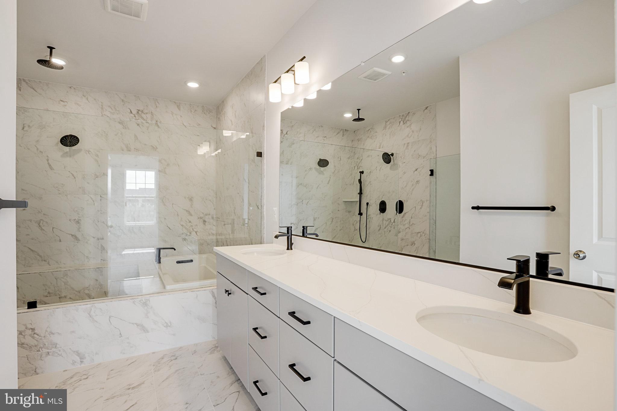 POTOMAC OVERLOOK - Residential