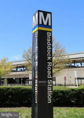 OLD TOWN COMMONS - Residential Lease