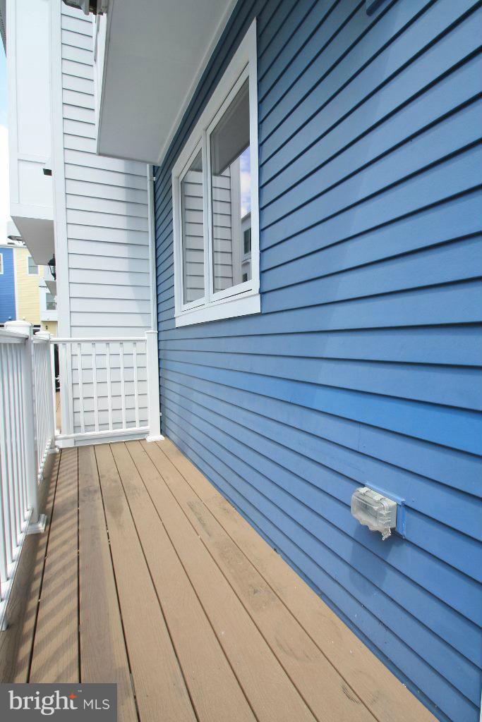 OLD TOWN COMMONS - Residential Lease