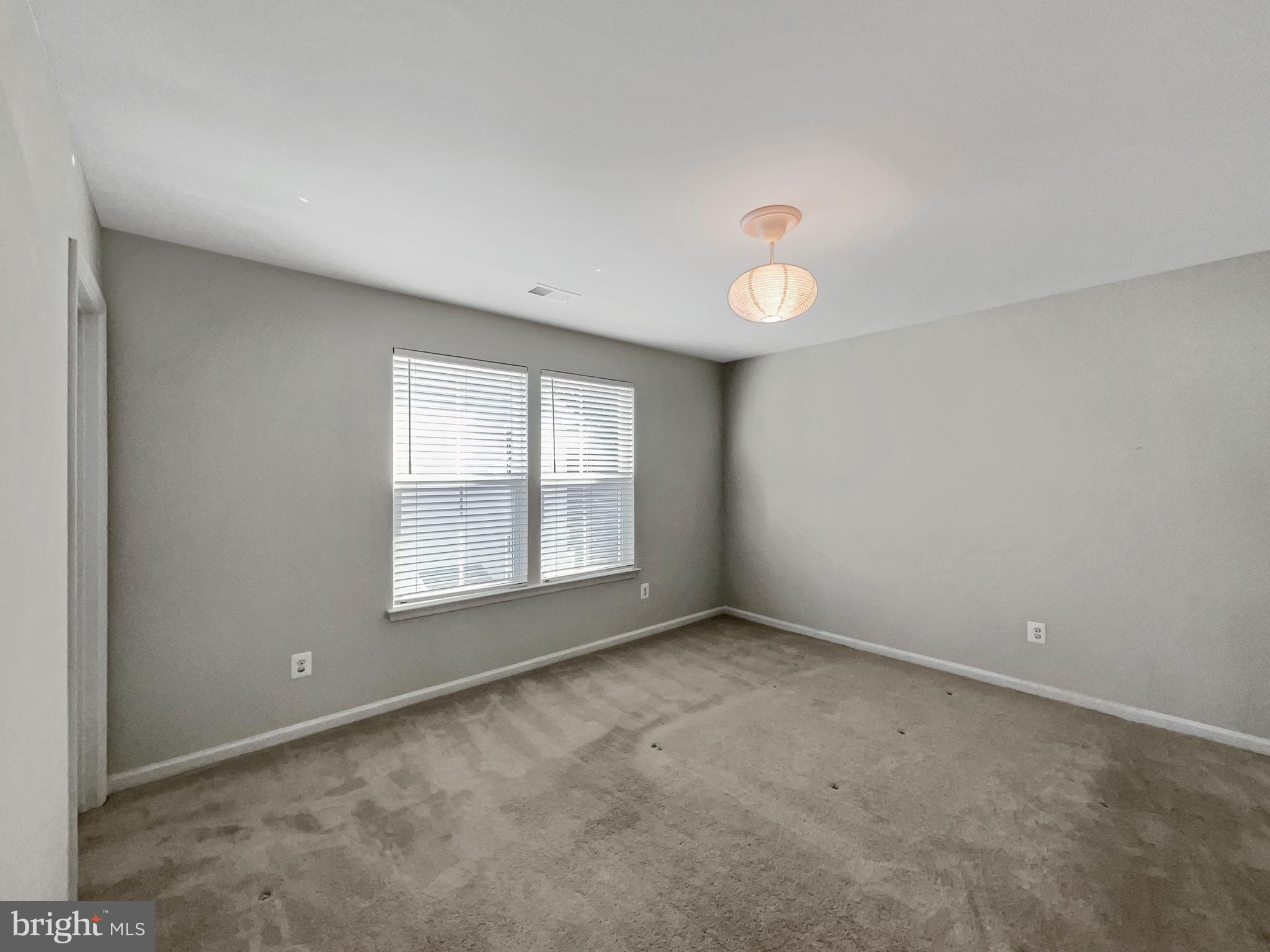 MAY'S QUARTER - Residential