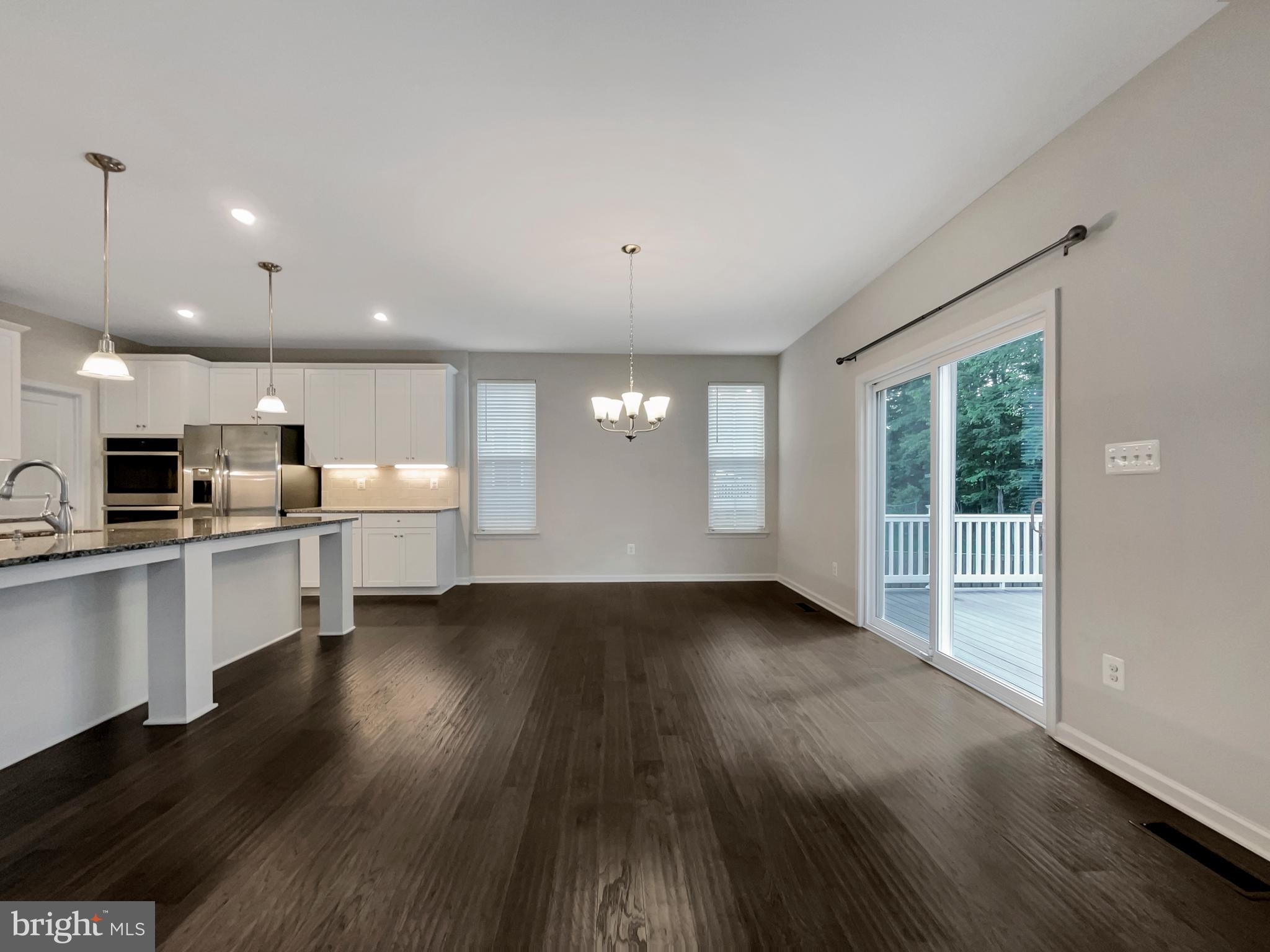 MAY'S QUARTER - Residential