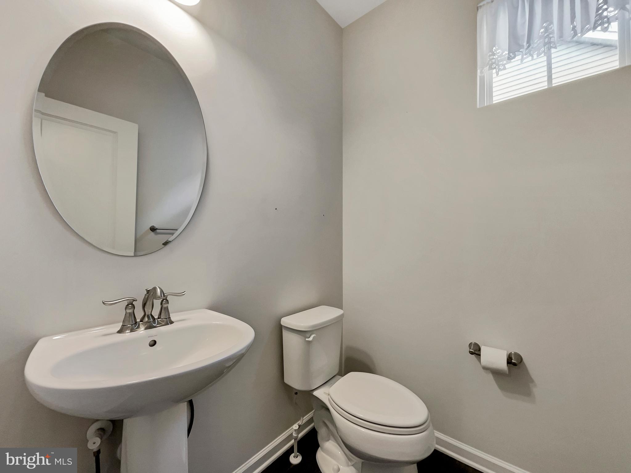 MAY'S QUARTER - Residential