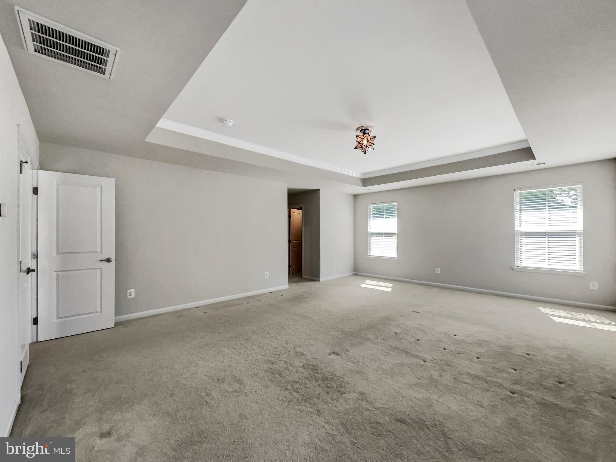 MAY'S QUARTER - Residential