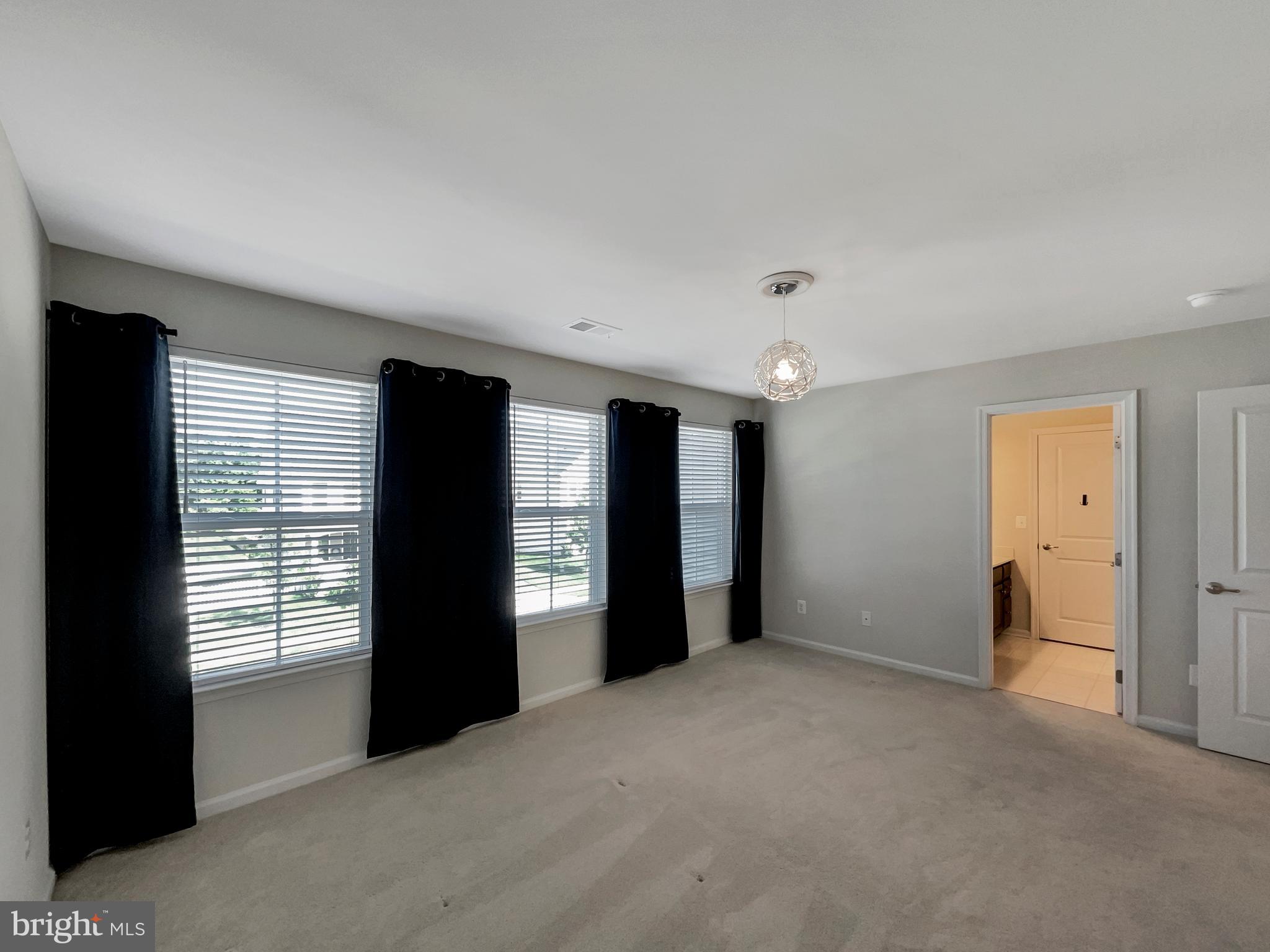 MAY'S QUARTER - Residential