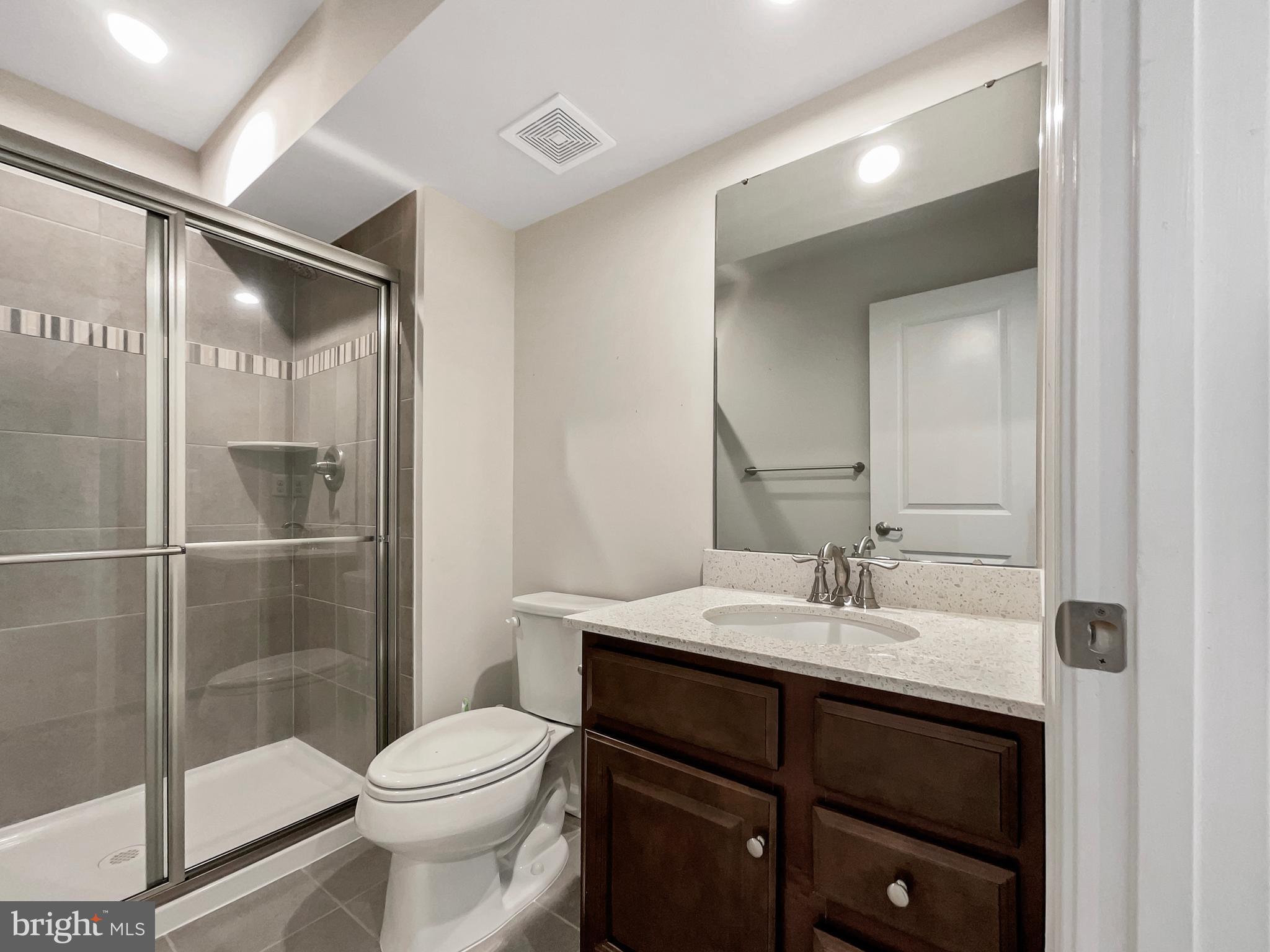 MAY'S QUARTER - Residential