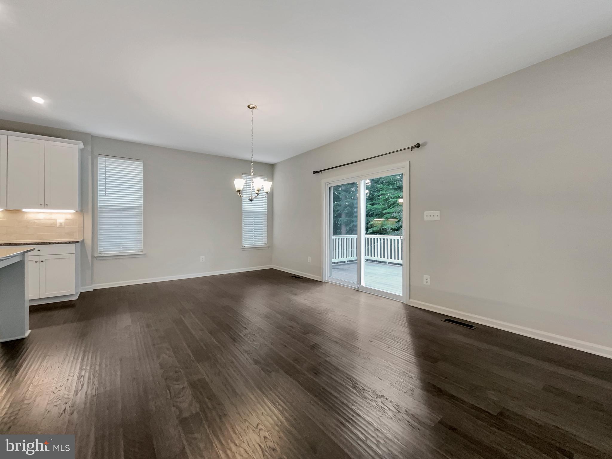 MAY'S QUARTER - Residential