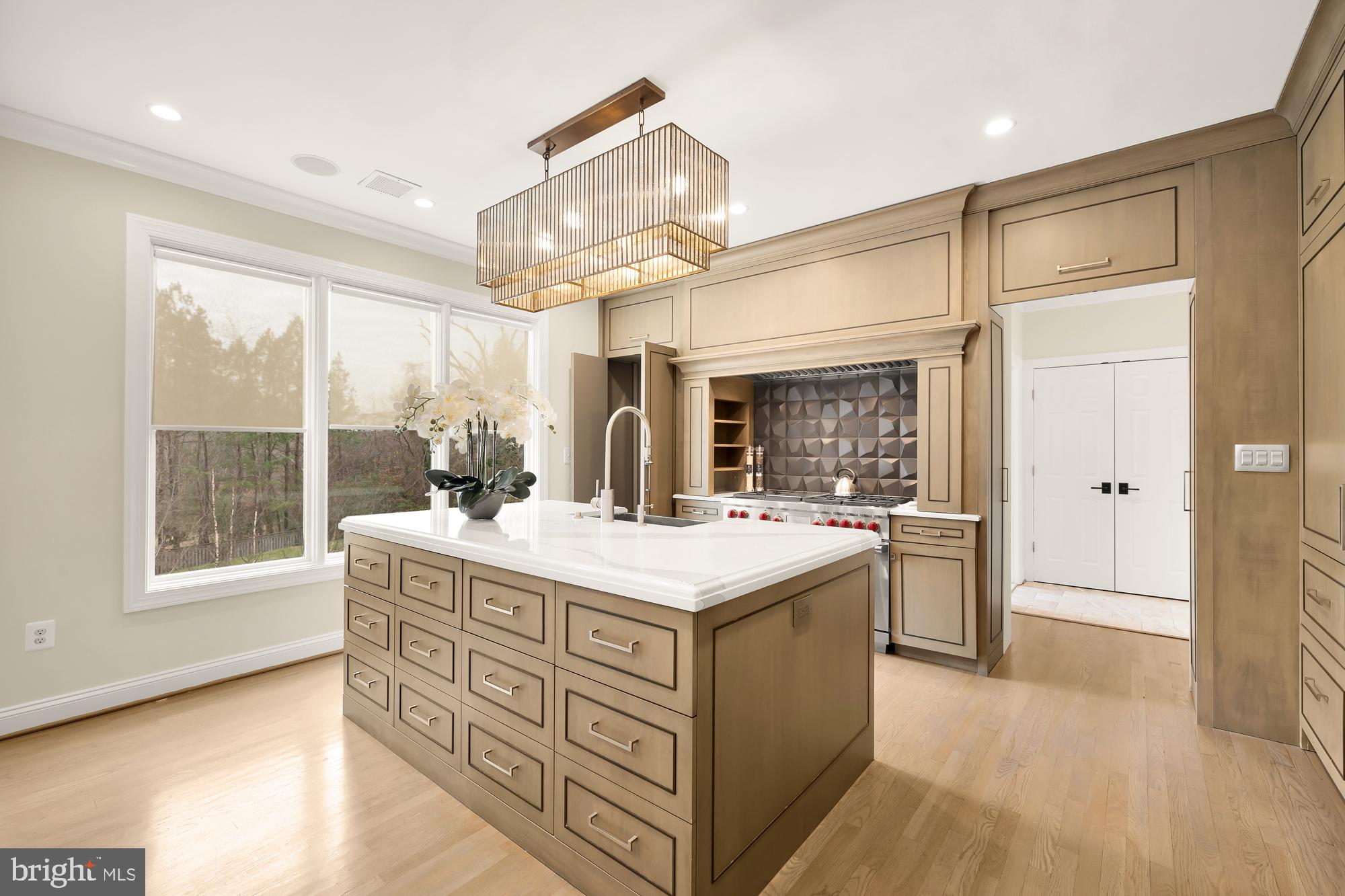 ALEXANDRIA - Residential