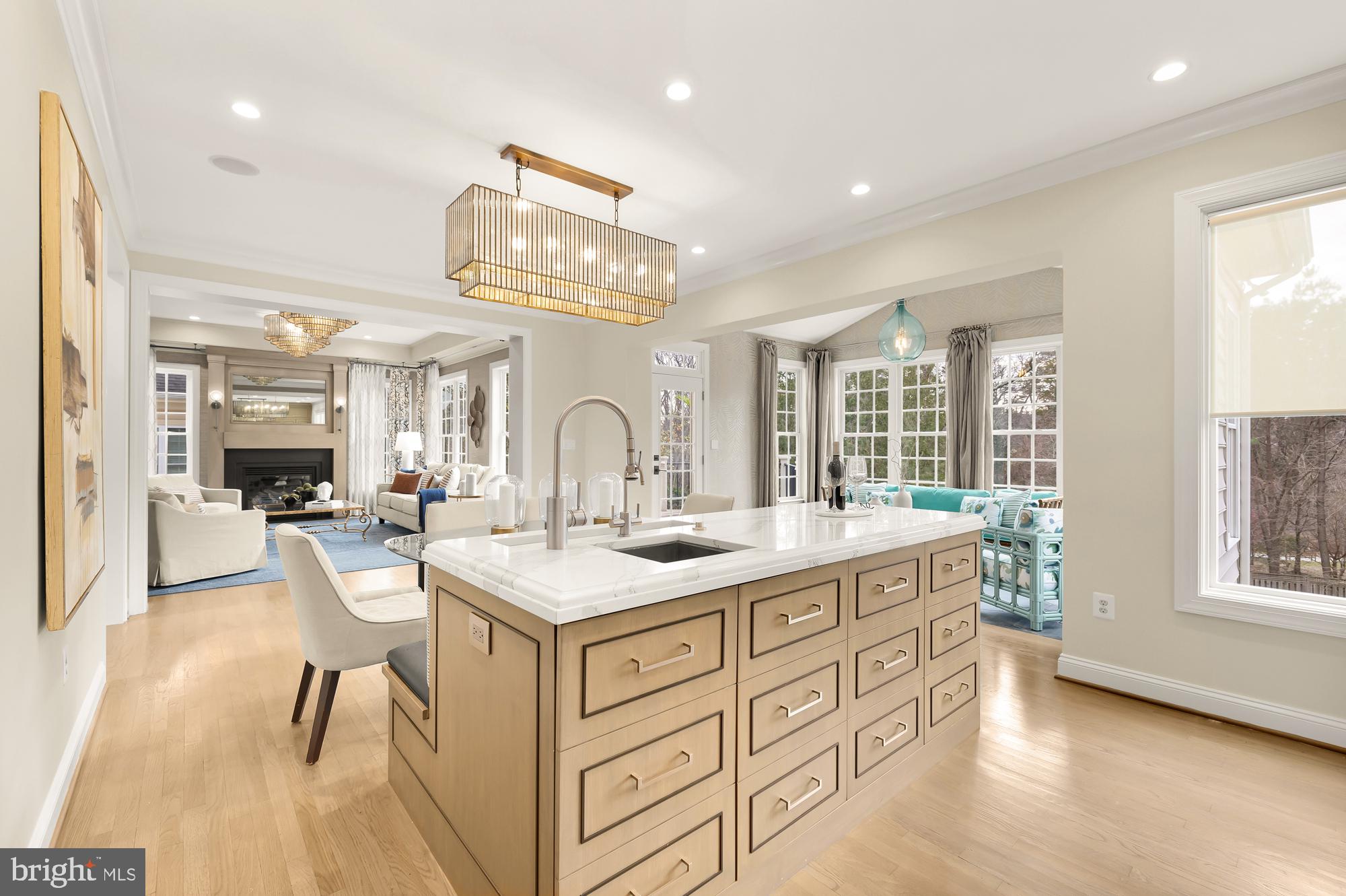 ALEXANDRIA - Residential