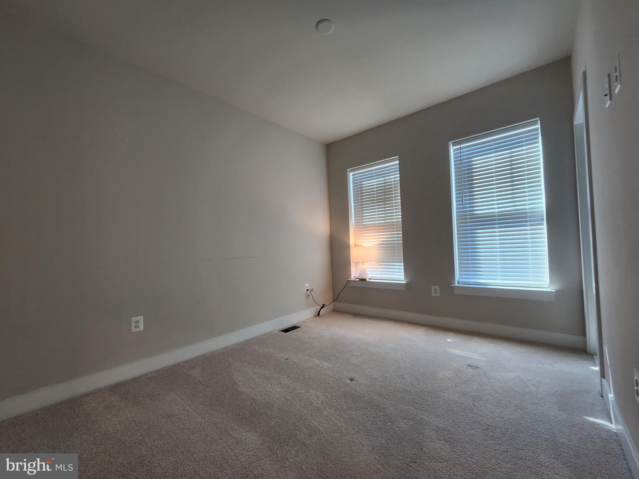 CROWN - Residential Lease